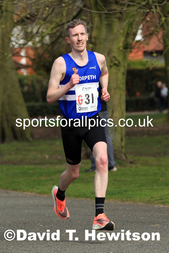 Senior Mens Northern 12 Stage Road Relay, 2022 Northern 12 and 6 Stage Road Relays,  Birkenhead Park, Birkenhead, Wirral.  Photo: David T. Hewitson/Sports for All Pics